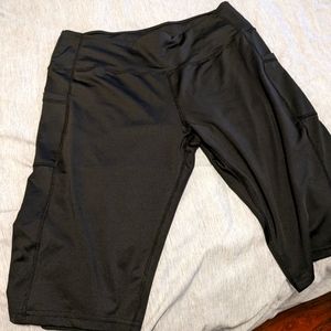 Bike shorts with pockets